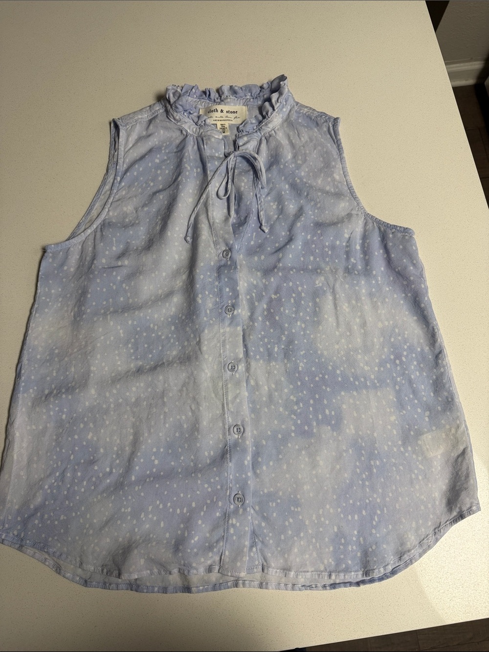 cloth & stone Light Blue Sleeveless Ruffle Tie-Neck Blouse